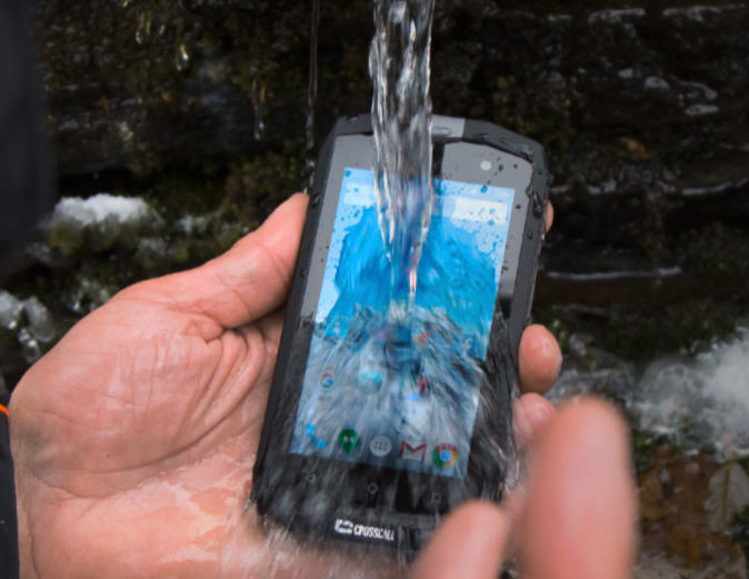 smartphone etanche crosscall trekker m1